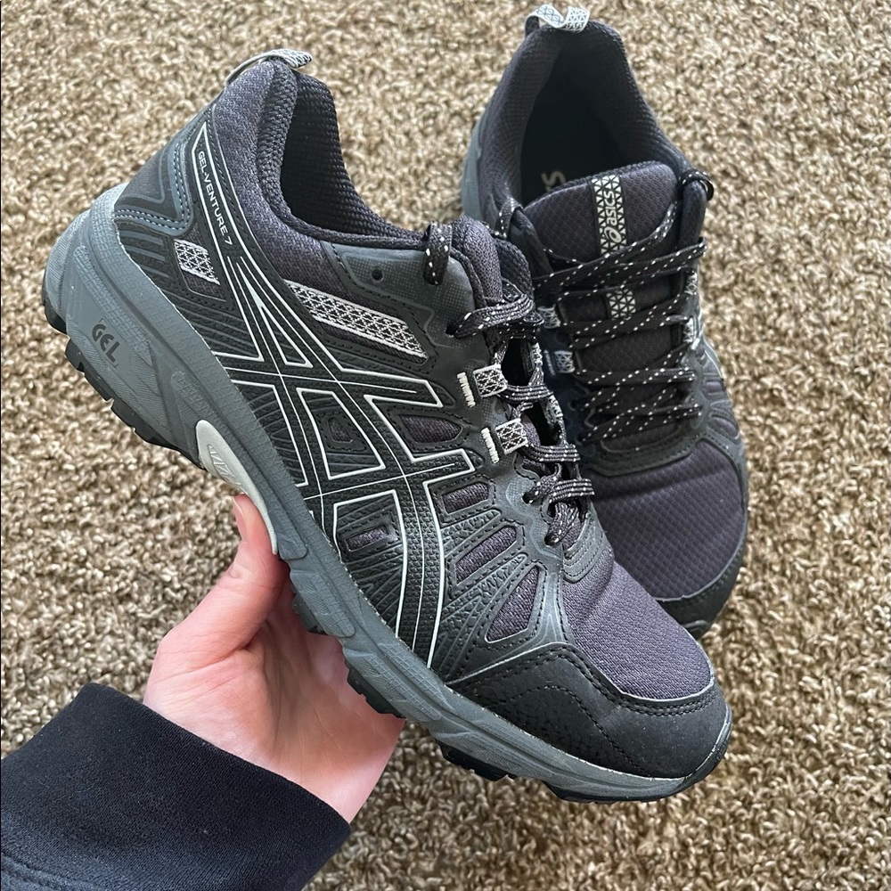 ASICS Gel-Venture 7